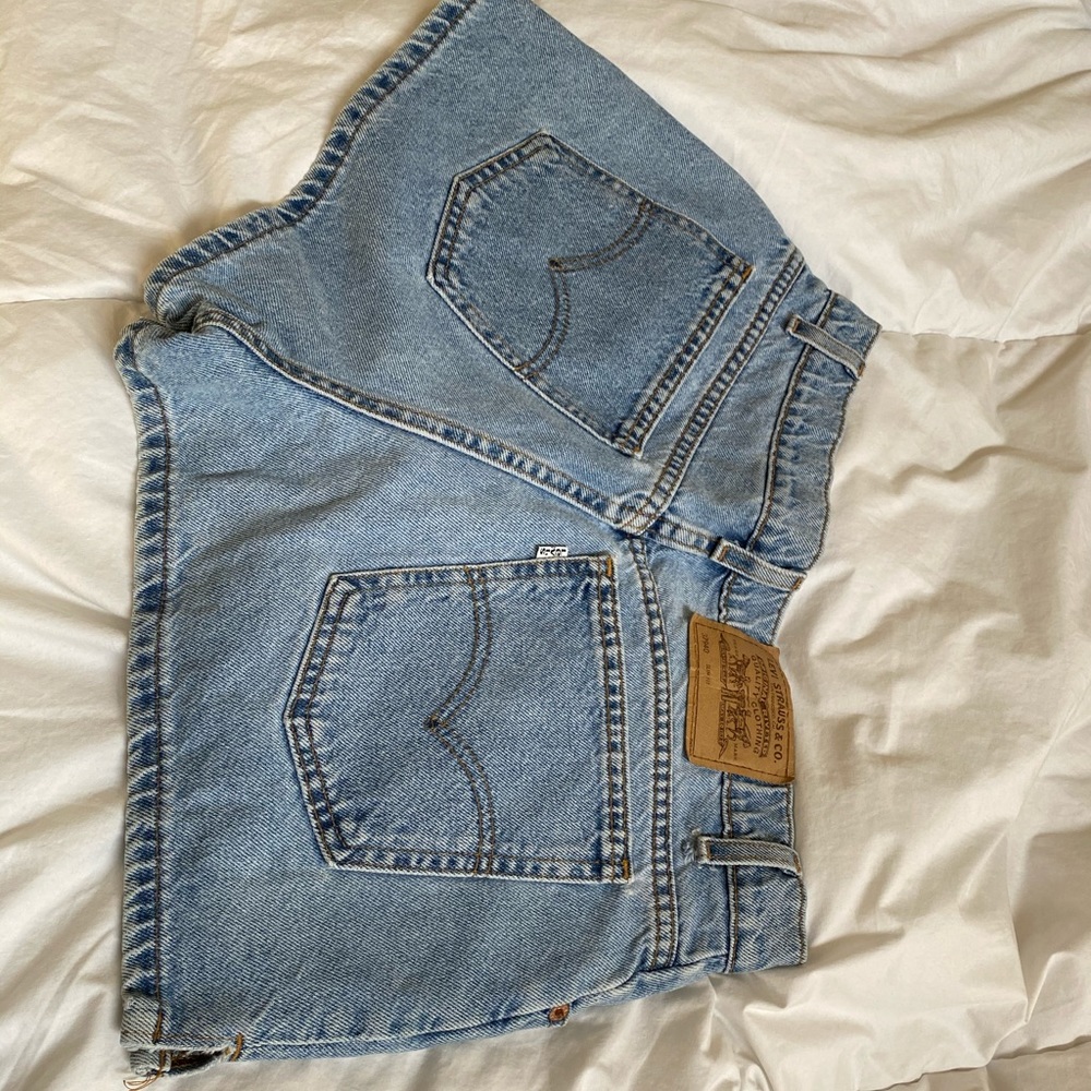 LEVI STRAUSS & CO. Shorts!